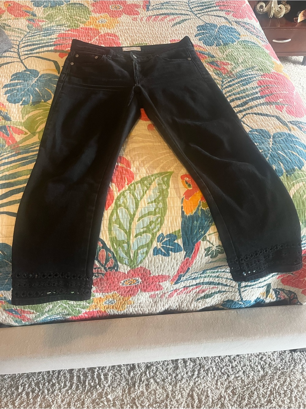 GAP Black Ankle Jeans with Eyelet Hem